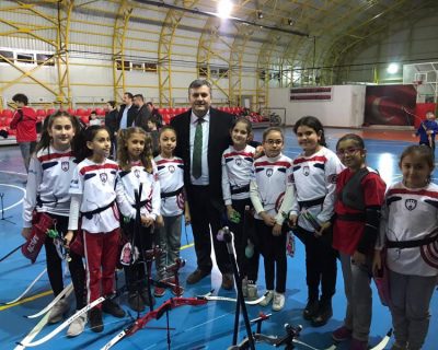 Çubuk Belediye Başkanı Demirbaş, Genç Sporcuları Ziyaret Etti