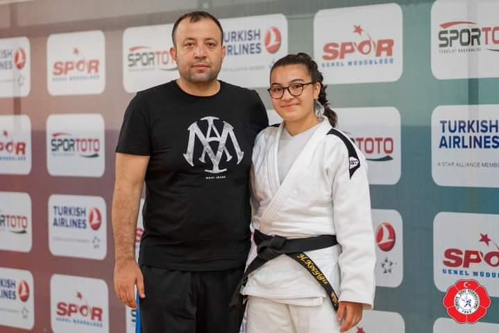Çubuk Belediyesi sporcusu Hatice Koçyiğit, judoda Türkiye birincisi oldu