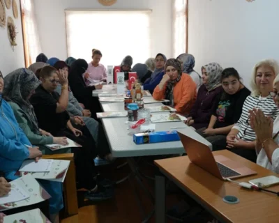 İLÇEMİZDE KADINLARA SİRKE YAPIMI VE MARKALAŞMA EĞİTİMİ VERİLDİ
